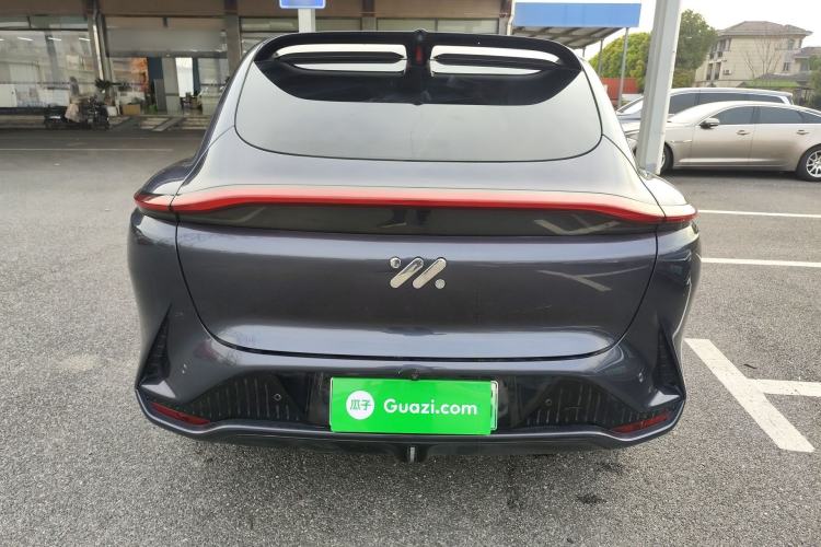 Used IM LS7 2023 90 kWh Elite Rear-Drive Version
