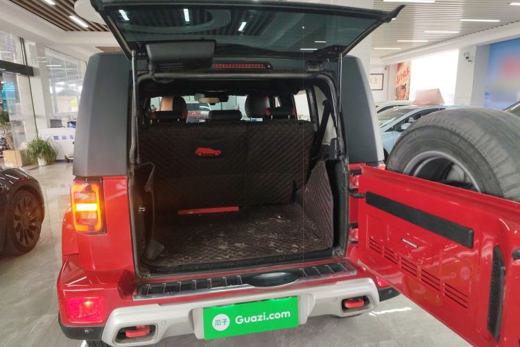 Used BAIC Off-Road BJ40 2020 2.0T Automatic Two-Wheel Drive Urban Hunter Edition Chivalrous Type
