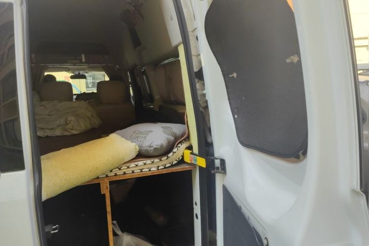 Used Ford Transit 2019 2.0T Diesel Multi-Purpose Commercial Vehicle Mid-Drive Mid-Roof 6-Seater China VI Standard
