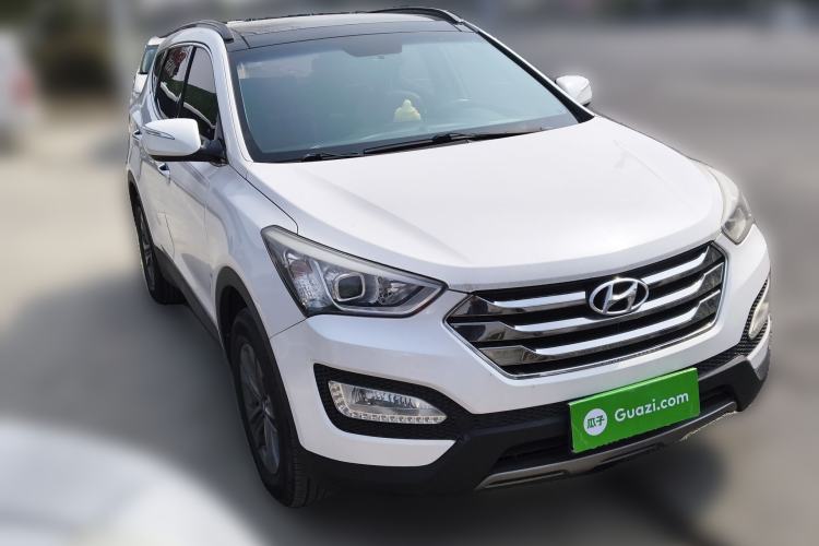Used Hyundai Santa Fe 2013 2.4L Automatic Two-Wheel Drive Smart Version