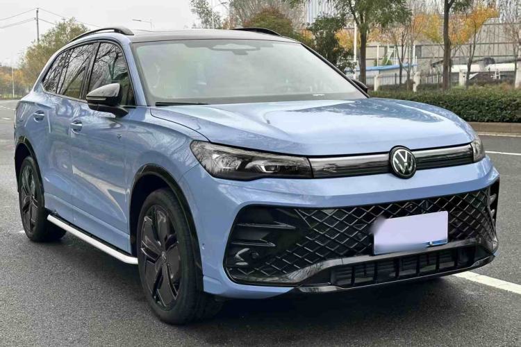 Used Volkswagen Tiguan L 2024 PRO 380TSI Four-Wheel Drive R-Line Prestige Edition Exterior 2