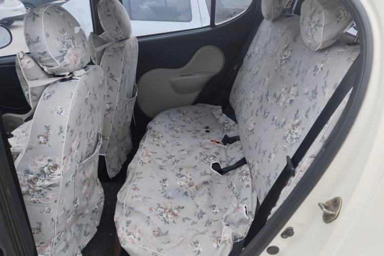 Used Chery QQ 2013 1.0L Manual Happy Edition