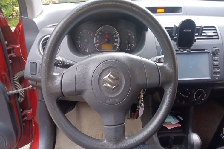 Used Suzuki Swift 2011 1.5L Automatic Fashion Edition
