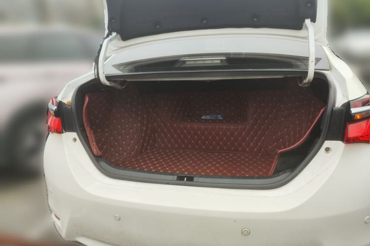 Used Toyota Corolla 2016 Dual-Engine 1.8L E-CVT Elite Edition