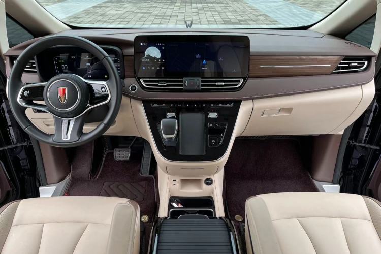 Used Hongqi HQ9 2024 2.0T Business Edition
