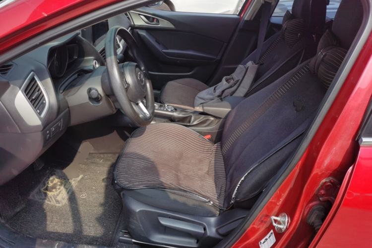 Used Mazda 3 Axela 2017 Sedan 1.5L Automatic Comfort Model Emission Standard China V