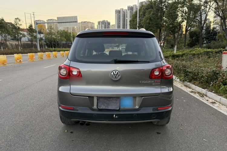 Used Volkswagen Tiguan 2010 2.0 TSI Automatic All-Wheel-Drive Elite Edition