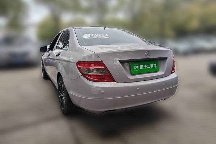 Used Mercedes-Benz C-Class 2010 C 180K Classic model