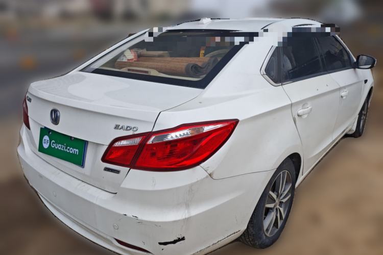 Used CHANGAN Eado 2015 1.6L Manual Luxury Model China IV Standard