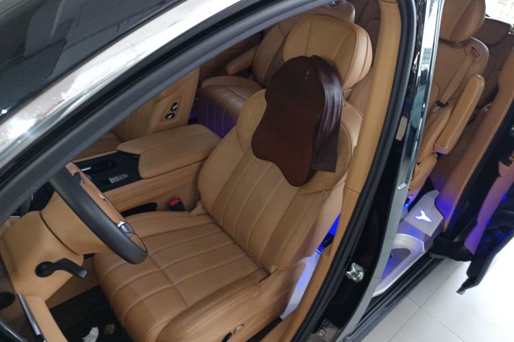 Used VOYAH Dream 2024 PHEV Extended-Range Premium Edition