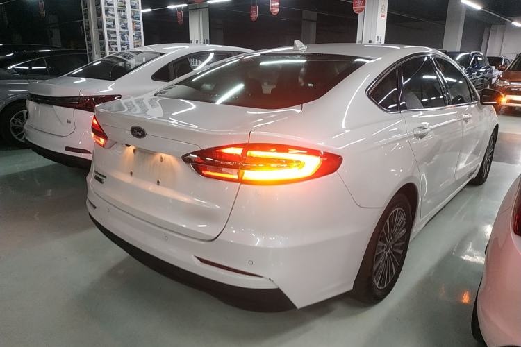 Used Ford Mondeo New Energy 2018 2.0 PHEV Smart-Controlled Fashion Edition China VI Standard Rear Right 45 Deg