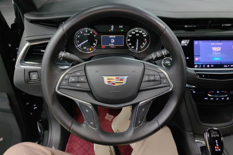 Used Cadillac XT5 2022 2.0T Two-Wheel Drive Luxury Version Steering Wheel