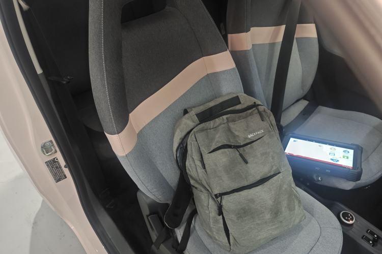 Used Wuling Hongguang MINIEV 2022 Macaron Premium Model – Lithium Ternary Battery Right Front Seat