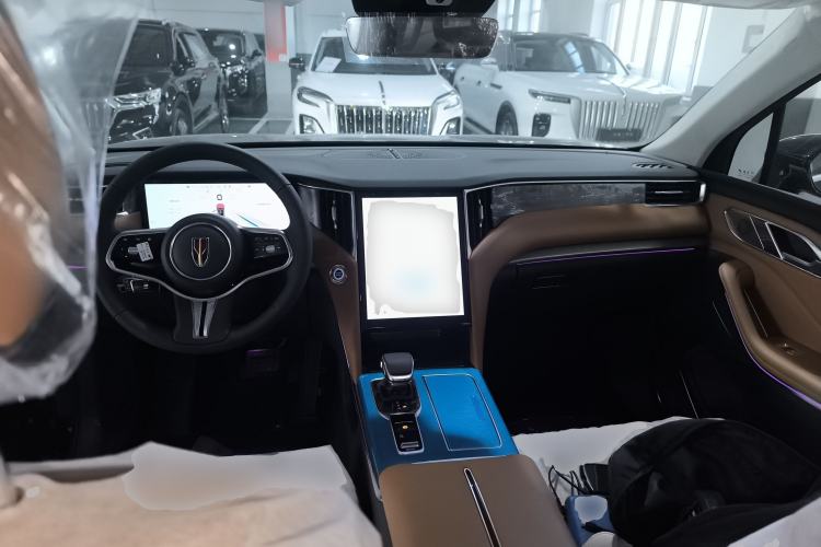 Used Hongqi HS7 PHEV 2025 Model 2.0T PHEV Four-Wheel Drive 2 Millionth Anniversary Edition—7 Seats