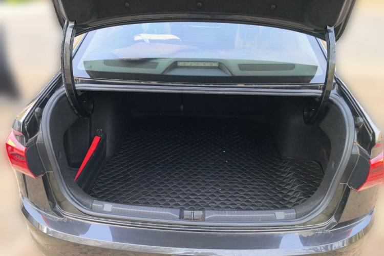 Used Volkswagen Bora 2021 1.5L Automatic Fashionable Smart Connectivity Version Trunk