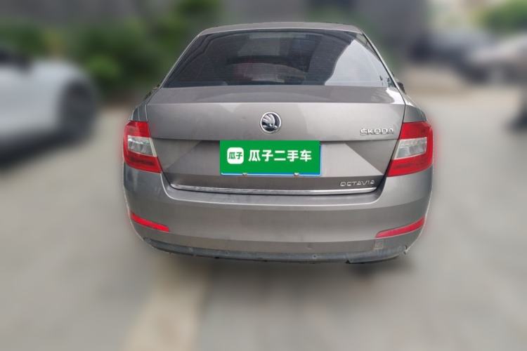 Used Skoda Octavia 2015 1.6L Manual Yijie Edition