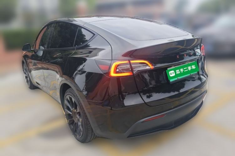 Used Tesla Model Y 2021 Long-Range All-Wheel-Drive Version Rear Left 45 Deg