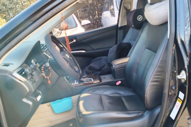 Used Toyota Camry 2016 2.0G 10th Anniversary Leading Edition
