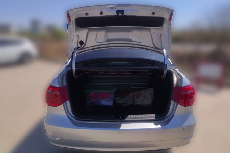 Used Volkswagen Jetta 2013 1.6L Manual Comfort Model Trunk