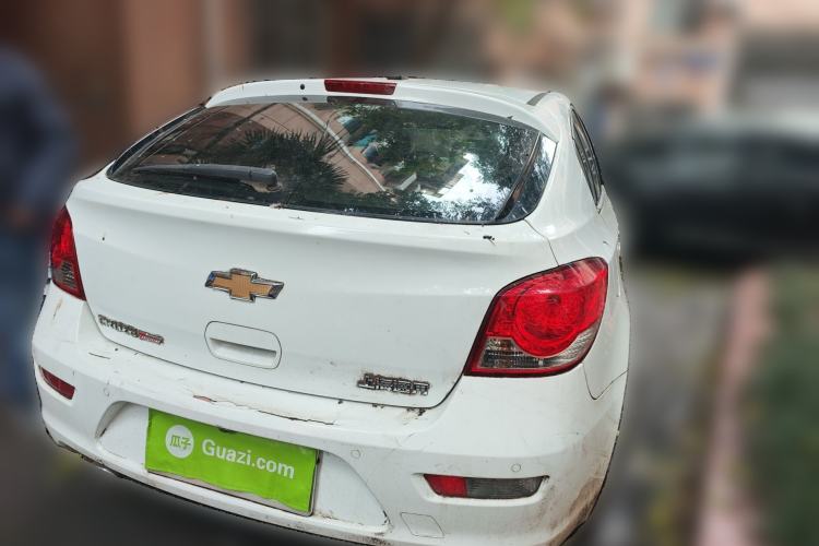 Used Chevrolet Cruze 2013 Hatchback 1.6T Automatic Flagship Model Rear Right 45 Deg