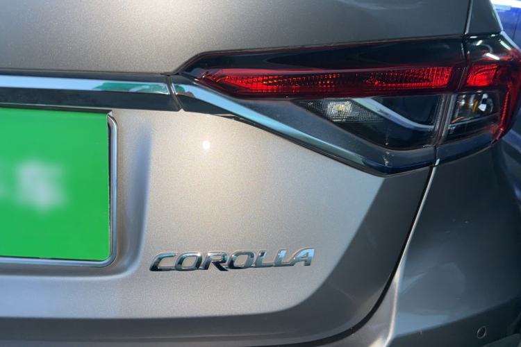 Used Toyota Corolla 2021 TNGA 1.5L CVT Elite Edition Exterior 2