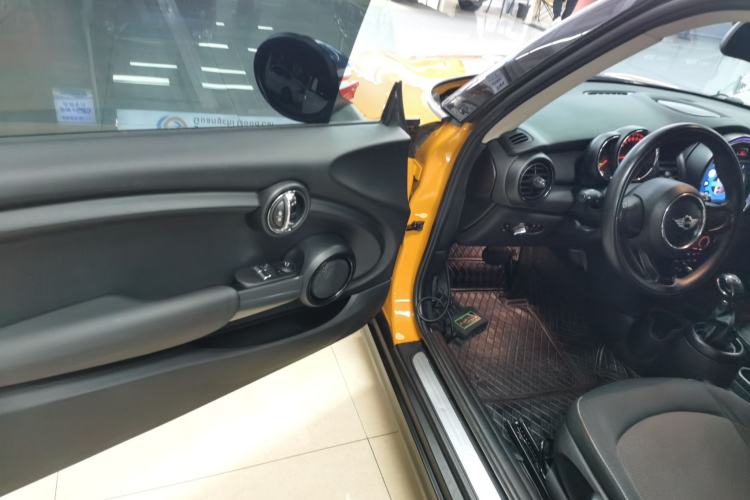 Used MINI 2014 1.2T ONE