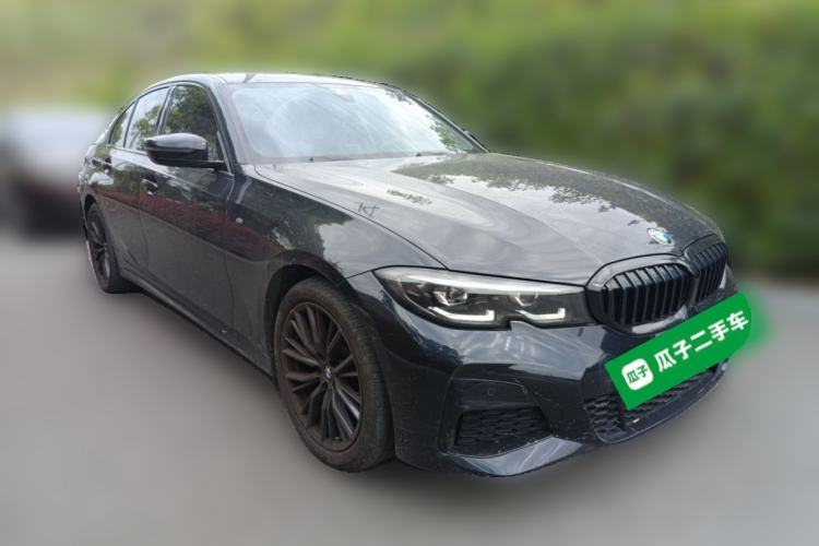 Used BMW 3 Series 2022 325i M Sport Night Edition Package Front Right 45 Deg