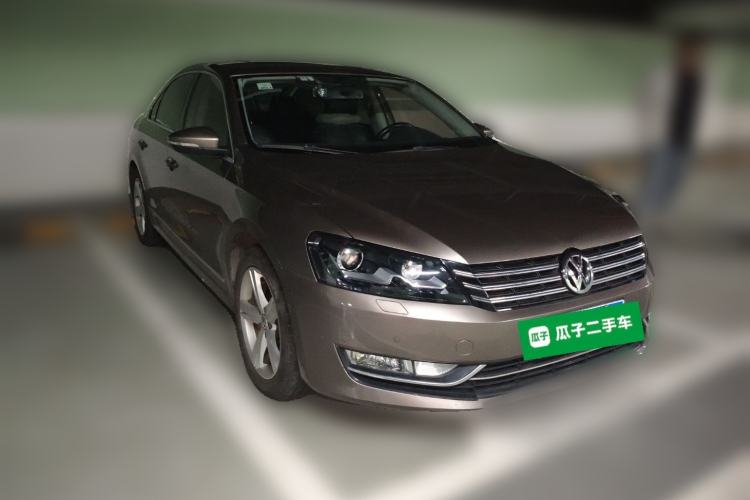 Used Volkswagen Passat 2013 1.8TSI DSG Prestige Edition Front Right 45 Deg