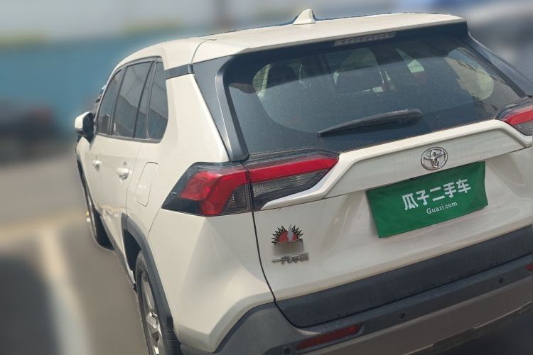 Used Toyota RAV4 2020 2.0L CVT Two-Wheel Drive Fashion PLUS Edition Rear Left 45 Deg