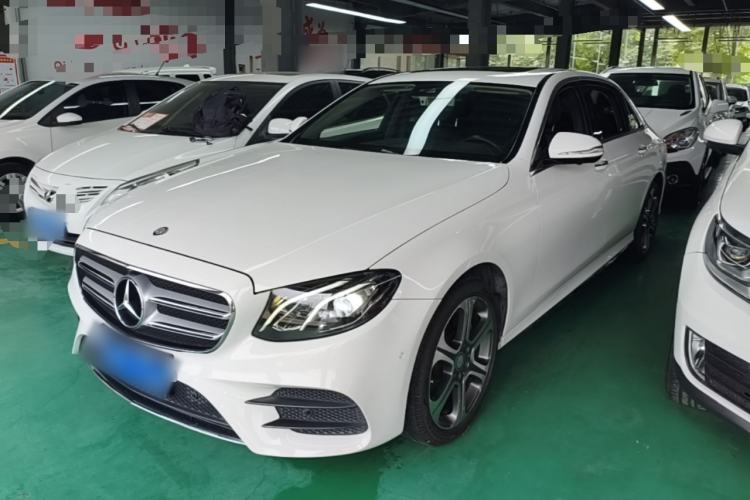Used Mercedes-Benz E-Class 2016 E 300 L Sporty and Stylish Model Guazi used car, China used car export, Used car for sale, Used cars, Cheapest cars for sale
