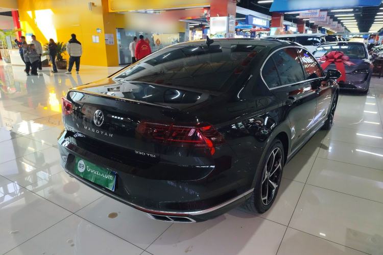 Used Volkswagen Magotan 2023 2 Million Units Limited Edition 330TSI DSG Leading Version