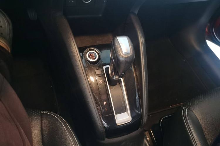 Used Nissan Kicks 2021 1.5L XV CVT Smart Connect Luxury Edition
