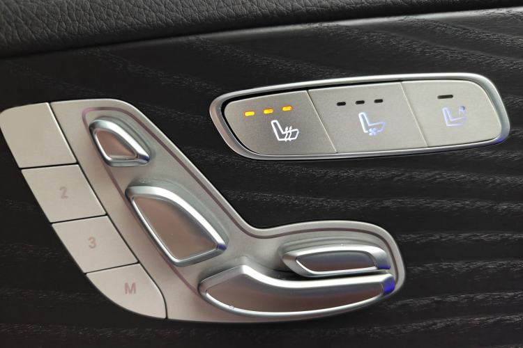 Used Mercedes-Benz E-Class New Energy 2022 Facelift E 350 e L Plug-in Hybrid Sedan
