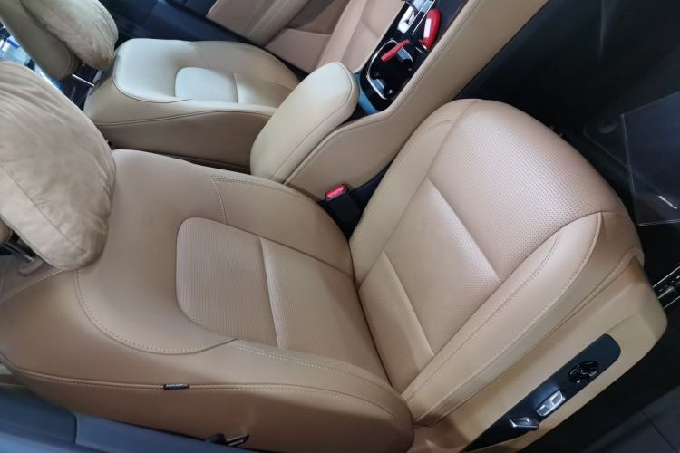 Used Li Auto ONE 2021 Extended-Range 6-Seater Version Right Front Seat