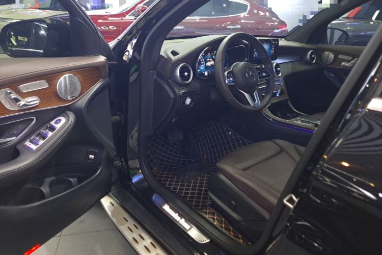 Used Mercedes-Benz GLC 2021 GLC 300 L 4MATIC Dynamic Model

