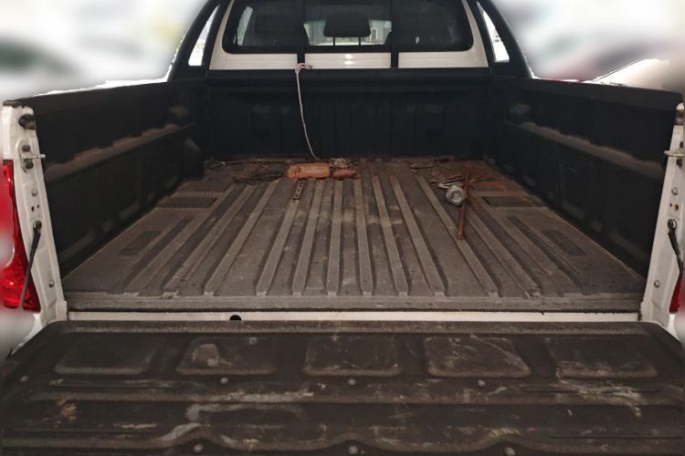 Used JAC Group T6 2020 2.0T Diesel Two-Wheel-Drive Elite Version Long Wheelbase China VI Emission Standard HFC4DB2-2E