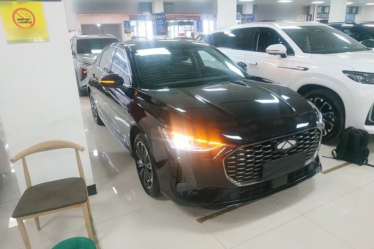 Used Fengyun A8L 2025 1.5 TGDI 145 km Standard Version Front Right 45 Deg