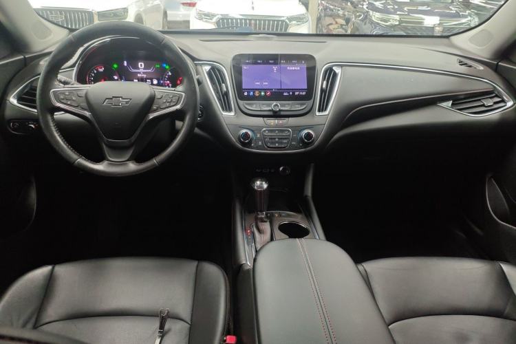 Used Chevrolet Malibu XL 2019 Redline 550T Automatic RuiLian Edition Center Console