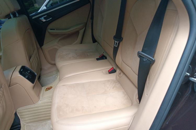 Used Porsche Macan 2017 Macan 2.0T Left Rear Seat