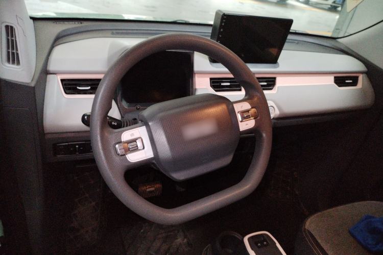 Used Chery QQ Ice Cream 2022 170km Sundae Phosphate Lithium-Ion
