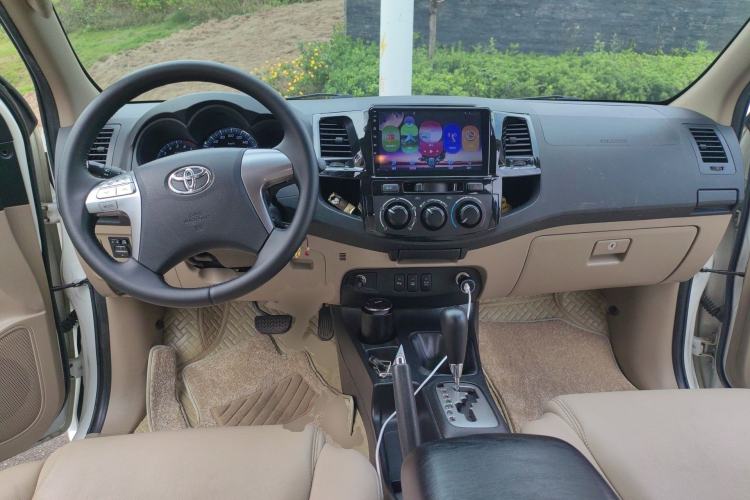 Used Toyota Fortuner 2015 2.7L Standard Edition
