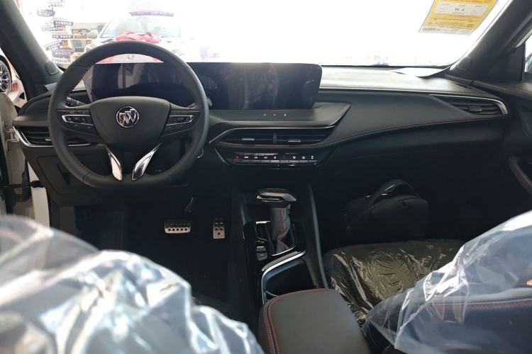 Used Buick Verano 2023 Pro GS Hunter Wind Edition Center Console