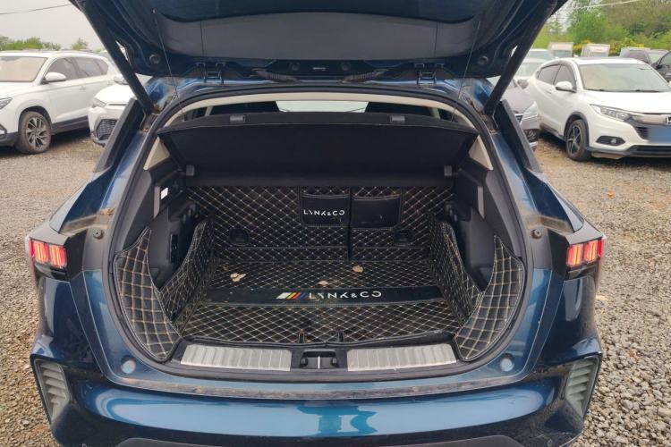 Used Lynk & Co 06 2020 1.5T YAO Halo Trunk