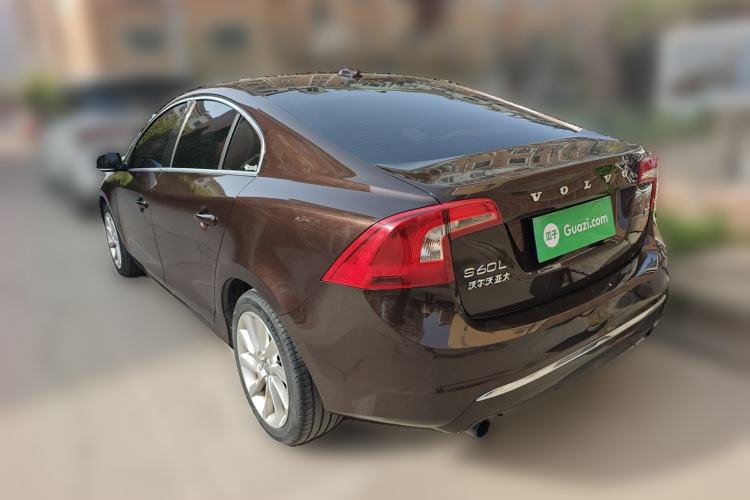 Used Volvo S60 2017 S60L T4 Smart Range Edition
