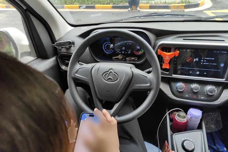 Used CHANGAN KAICHENG Ruixing EM60 2025 Model, Elite Type, 6 Seats, 300 km, Liftgate
