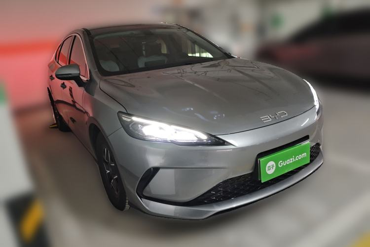 Used BYD Seal 05 DM-i 2025 DM-i Smart Drive 55KM Luxury Model Front Right 45 Deg