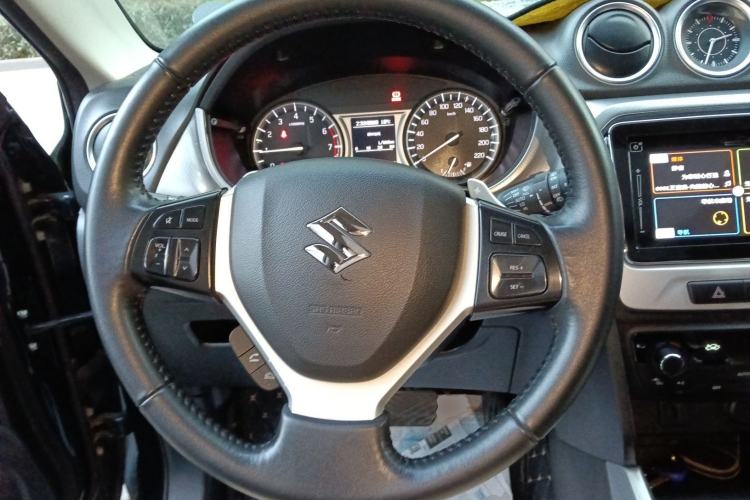 Used Suzuki Vitara 2016 1.4T Automatic 4x4 Flagship Model Steering Wheel
