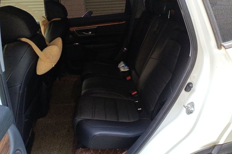 Used Honda CR-V 2017 240TURBO CVT Front-Wheel Drive Fashion Edition