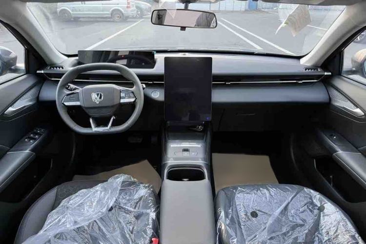 Used Changan Eado PHEV 2025 Smart New Blue Whale 145KM High-Energy Edition