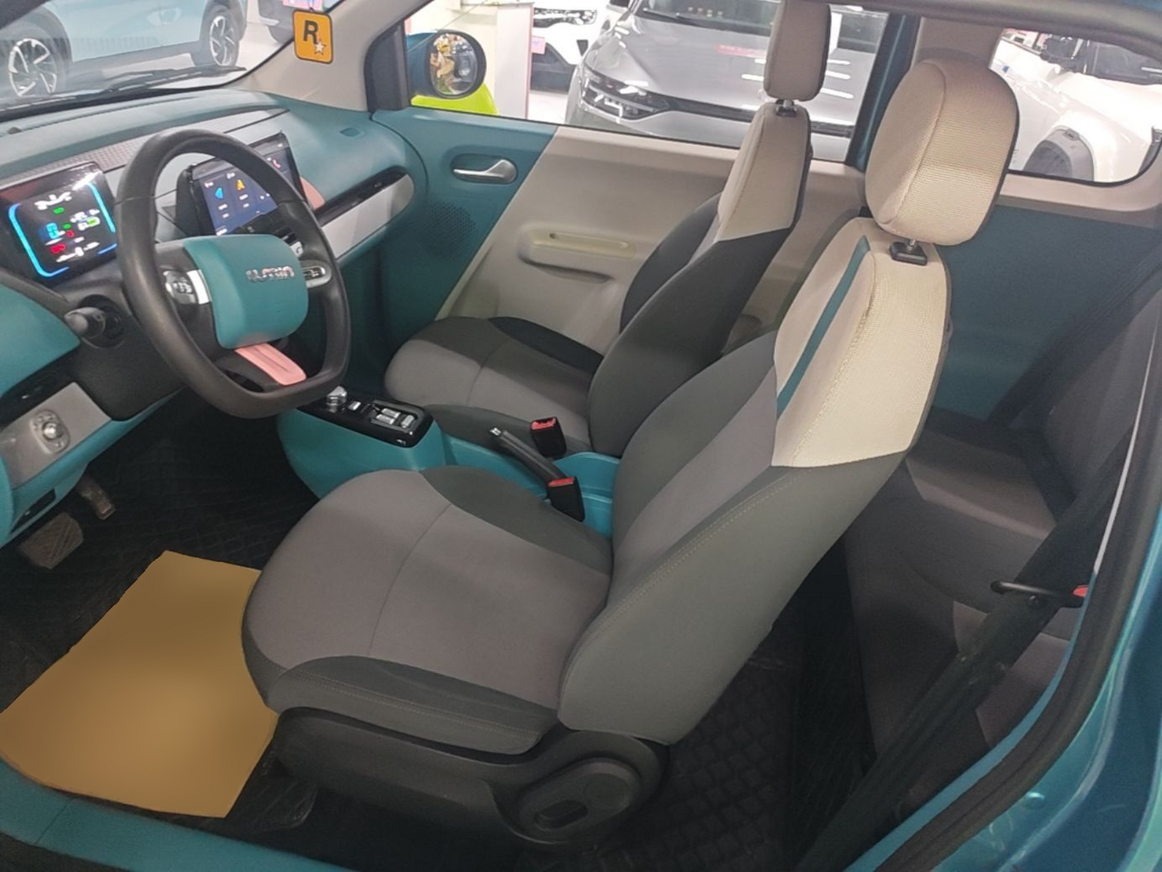 Interior delantero